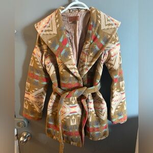 Pendleton Aztec southwestern virgin wool coat American Indian college coat